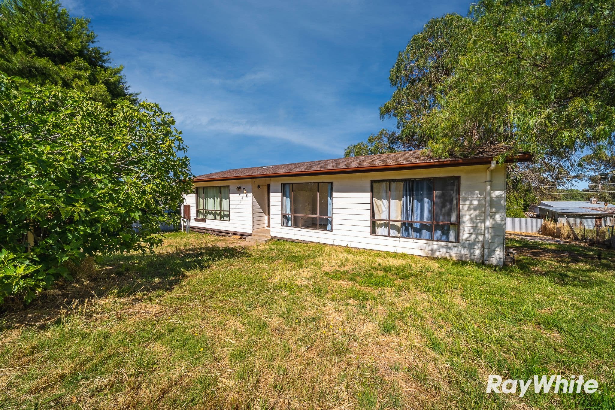 18 Railway Terrace, Kangaroo Flat VIC 3555, Kangaroo Flat - Thumbnail 3