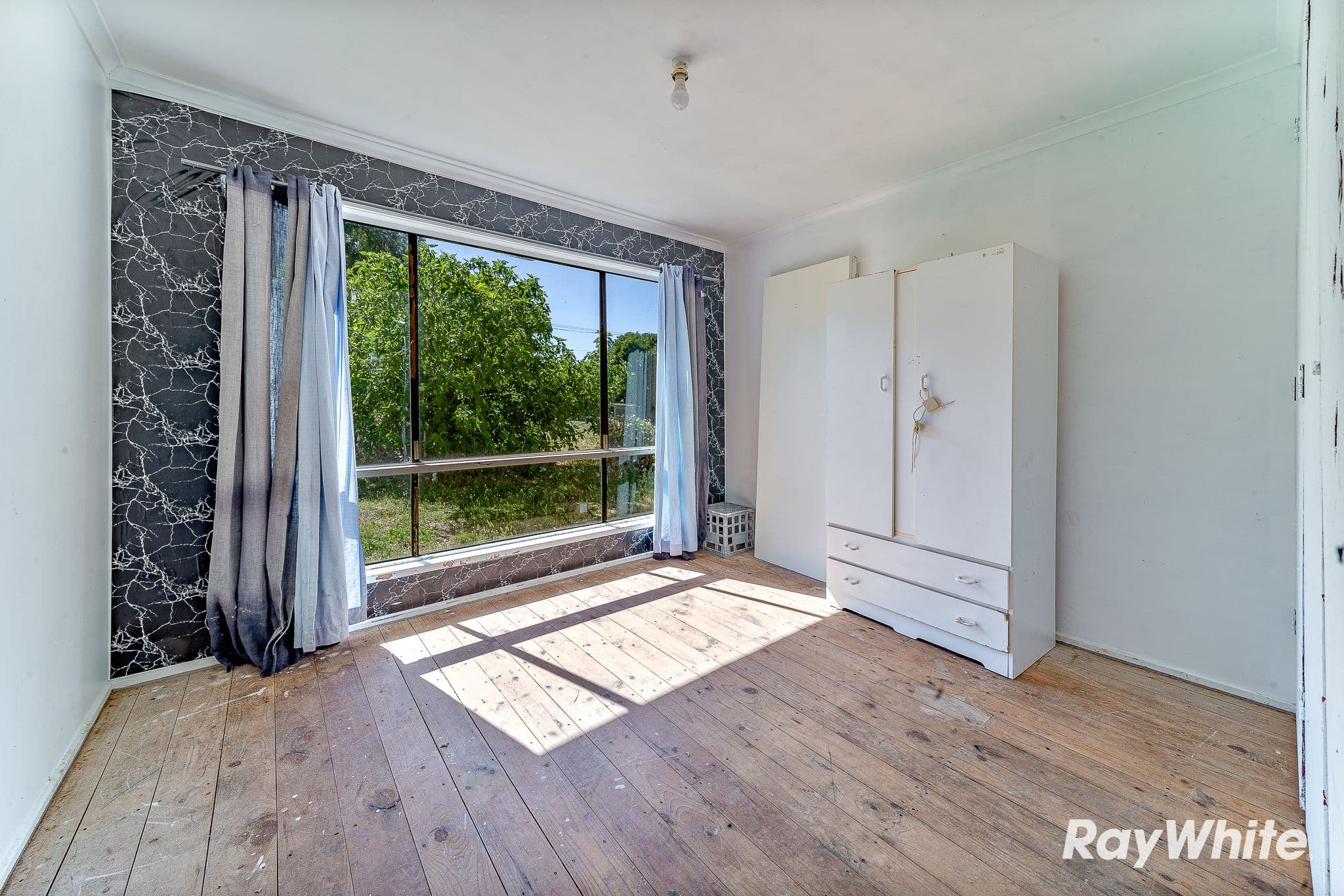 18 Railway Terrace, Kangaroo Flat VIC 3555, Kangaroo Flat - Thumbnail 7