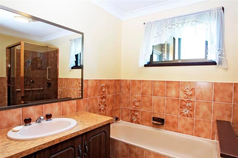 12 Coreen Close, NORTH NOWRA NSW 2541, North Nowra - Thumbnail 6