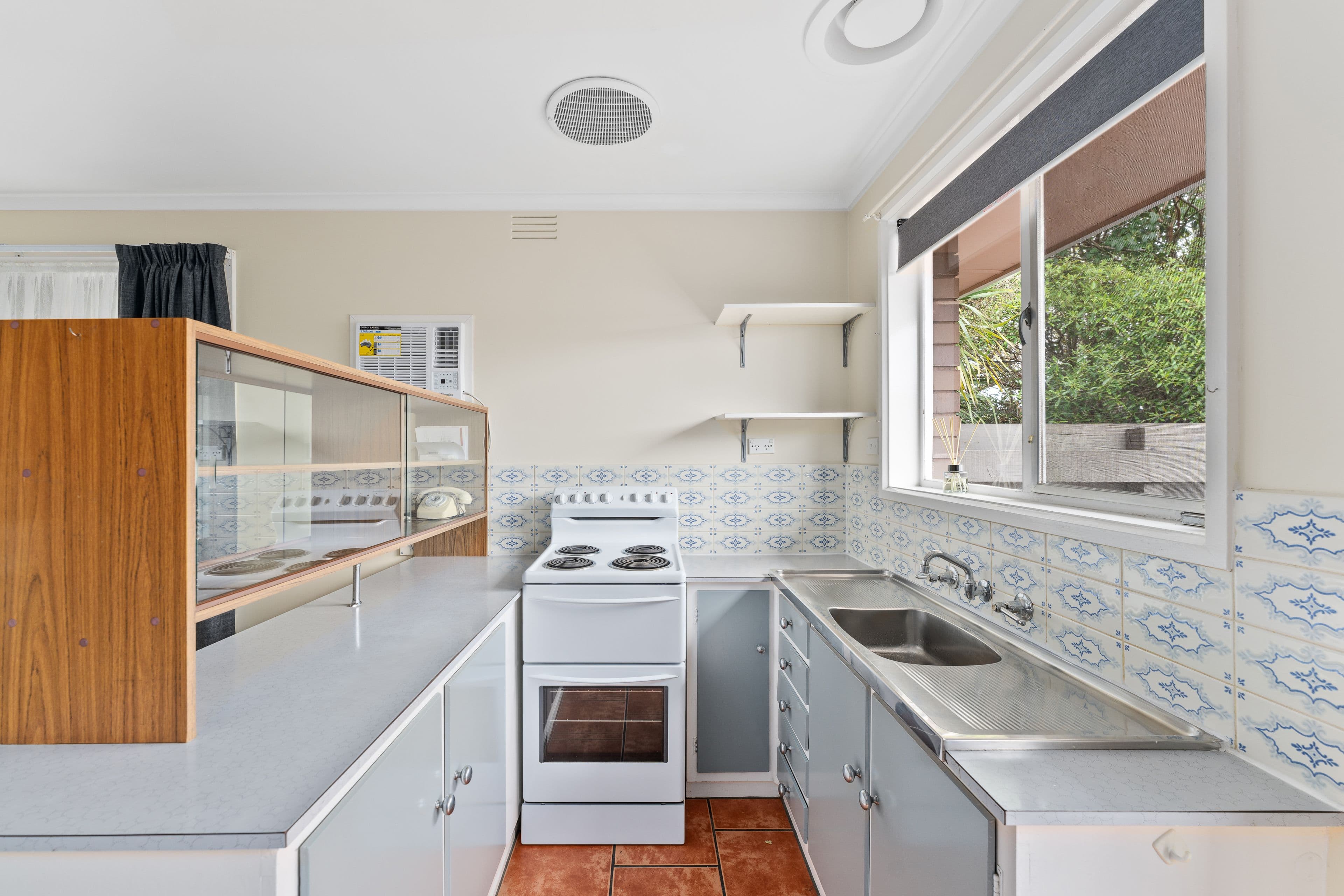 5 Evans Street, Sunbury VIC 3429, Sunbury - Thumbnail 3