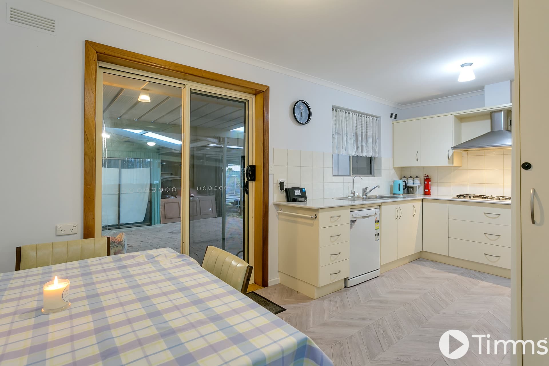 18 Beacon Crescent, Seaford - Thumbnail 5