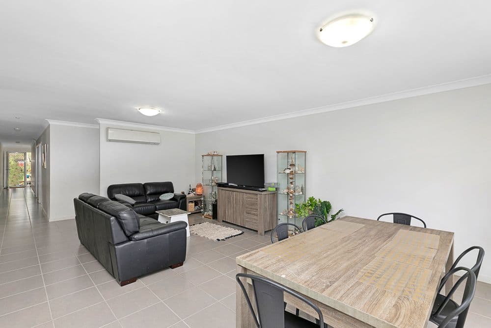 27 Burbank Road, Birkdale QLD 4159, Birkdale - Thumbnail 3