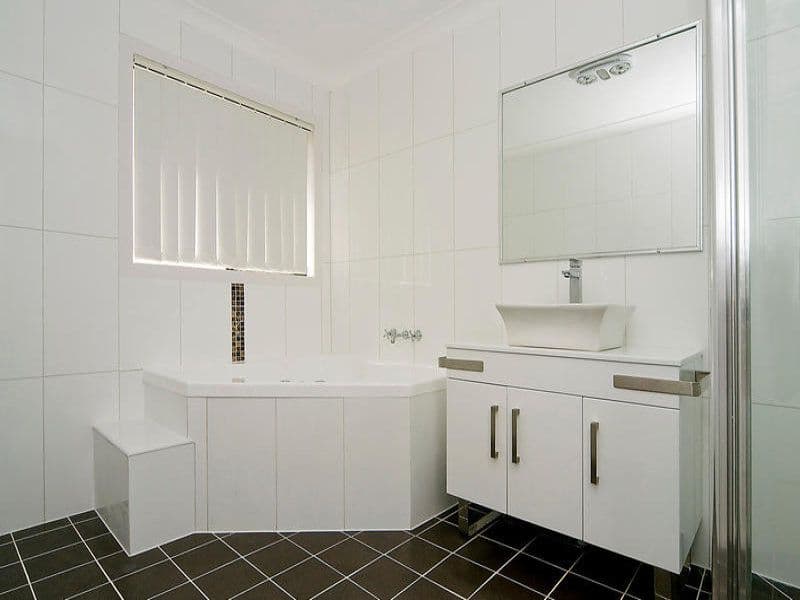 77 Bellevue Road, GOODNA QLD 4300, Goodna - Thumbnail 4