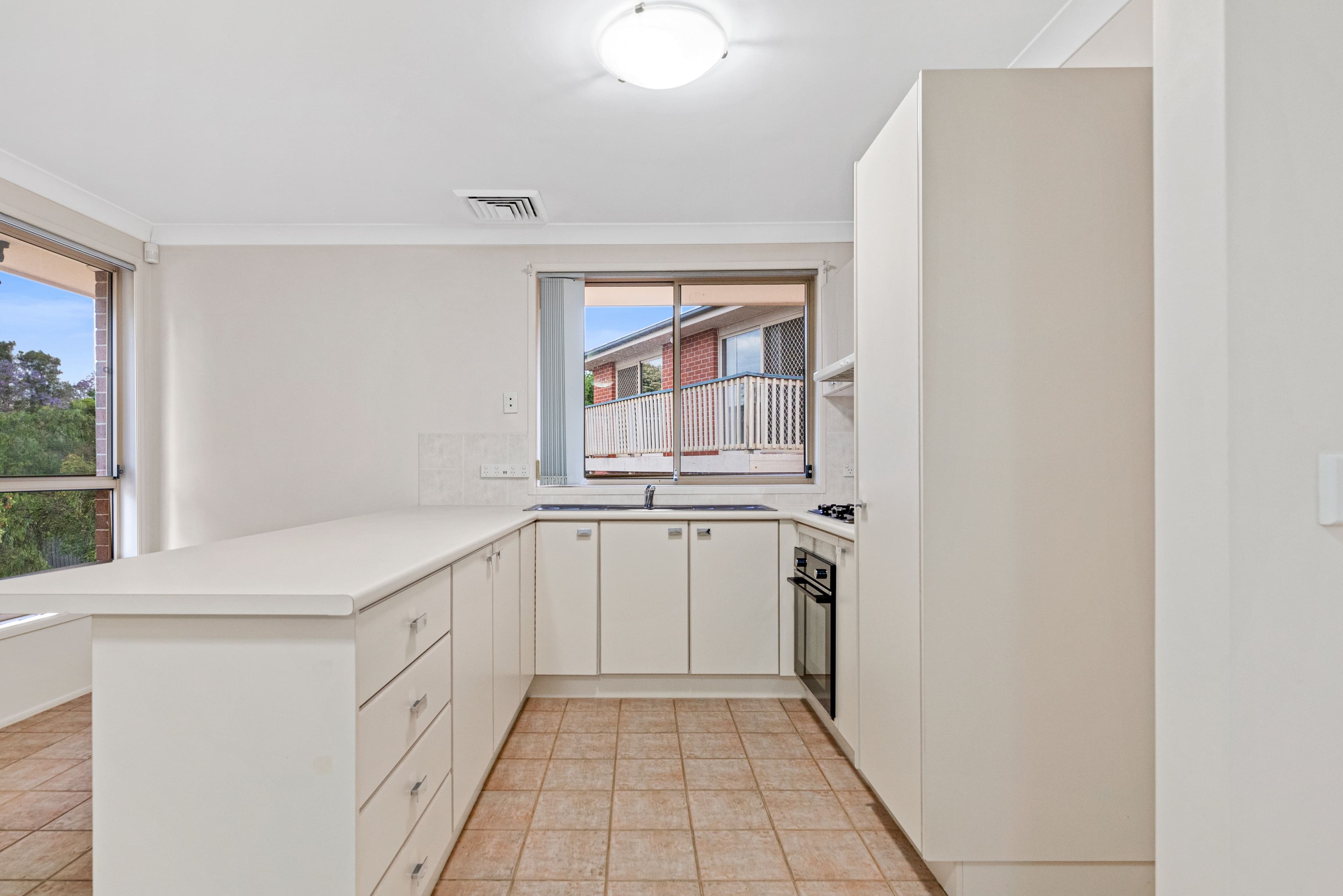 20 Hannam Place, Englorie Park NSW 2560, Englorie Park - Thumbnail 5