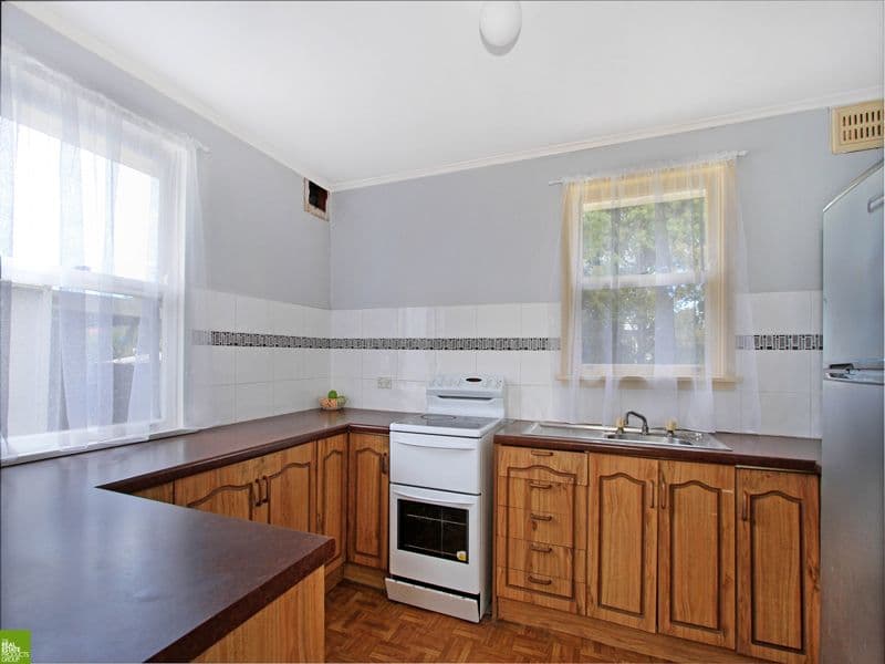 21 Eleebana Crescent, KOONAWARRA NSW 2530, Koonawarra - Thumbnail 2