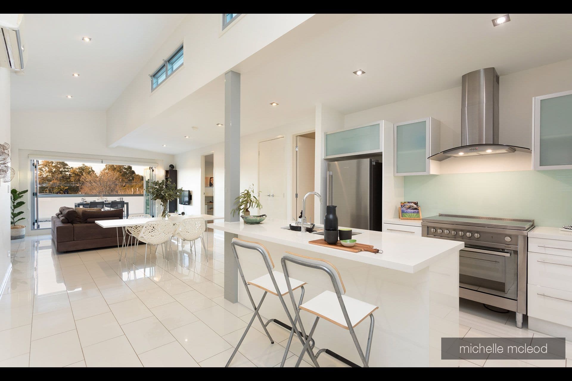 51 Lambert Road, Indooroopilly QLD 4068, Indooroopilly - Thumbnail 3