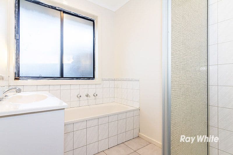 6 South Anderson Court, Cranbourne VIC 3977, Cranbourne - Thumbnail 7