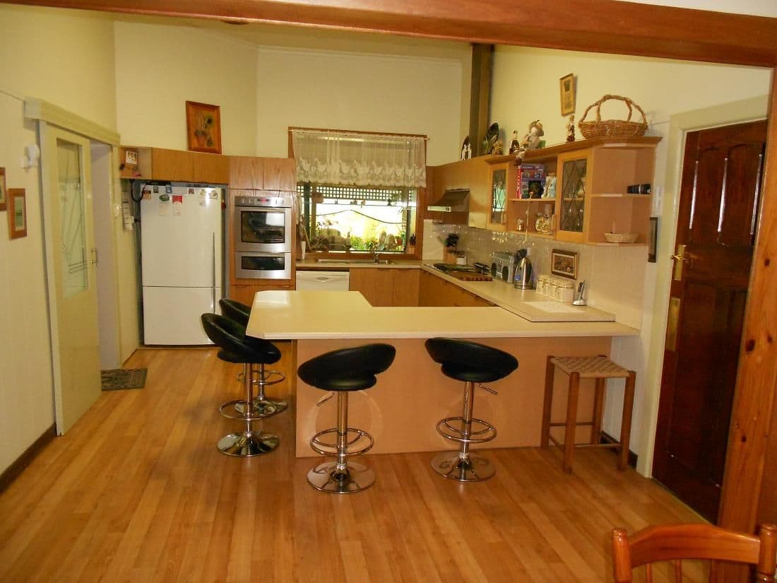 8 Aerodrome Road, BORDERTOWN SA 5268, Bordertown - Thumbnail 2