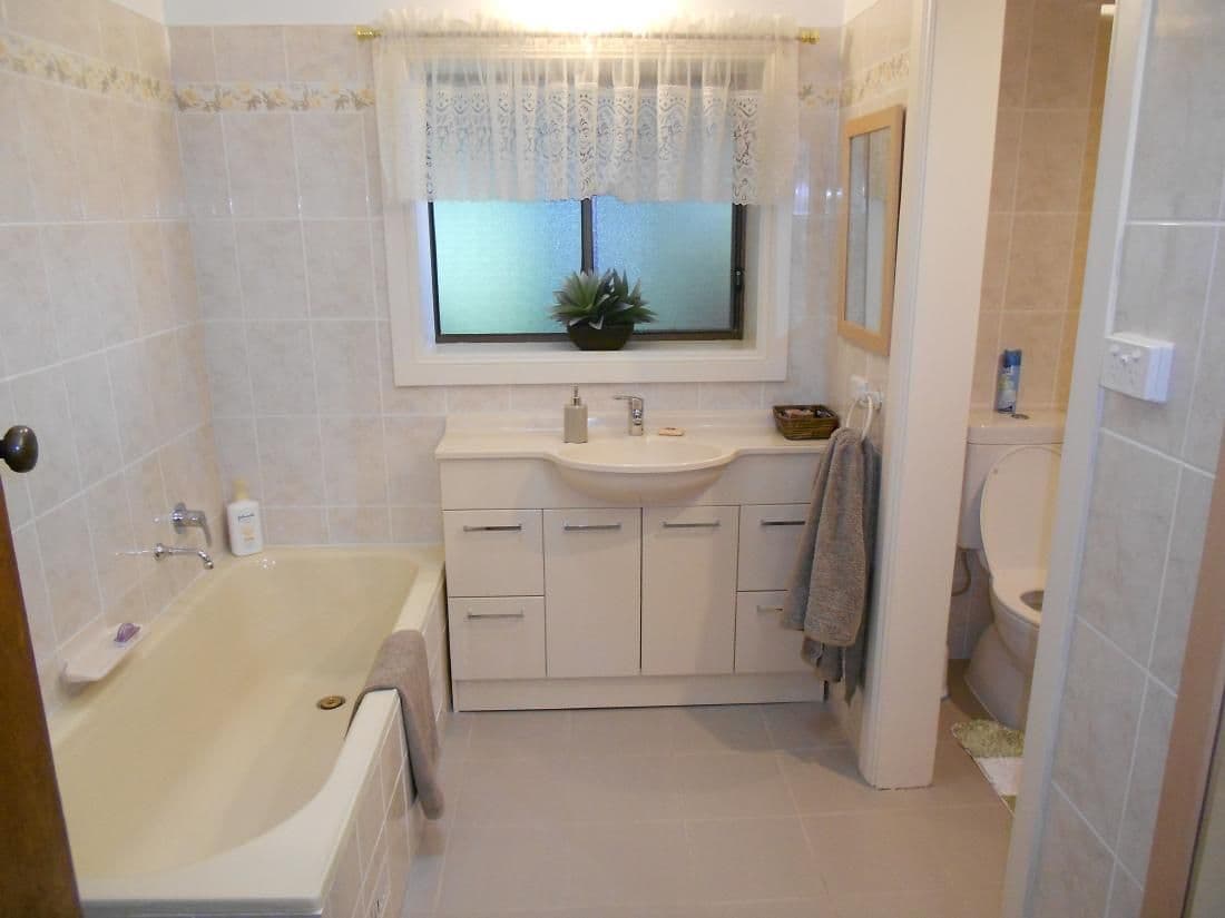 8 Aerodrome Road, BORDERTOWN SA 5268, Bordertown - Thumbnail 4