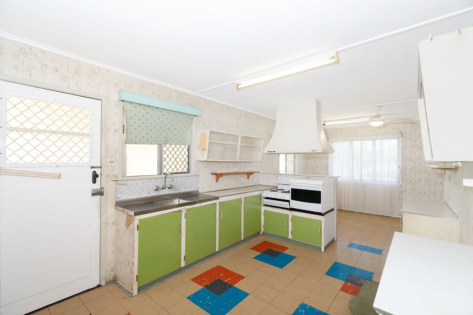 2 Landstead Street, Oxley QLD 4075, Oxley - Thumbnail 3