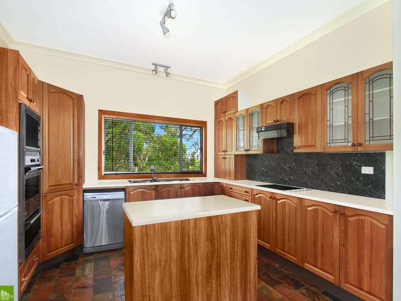 126 Iola Avenue, Farmborough Heights NSW 2526, Farmborough Heights - Thumbnail 2