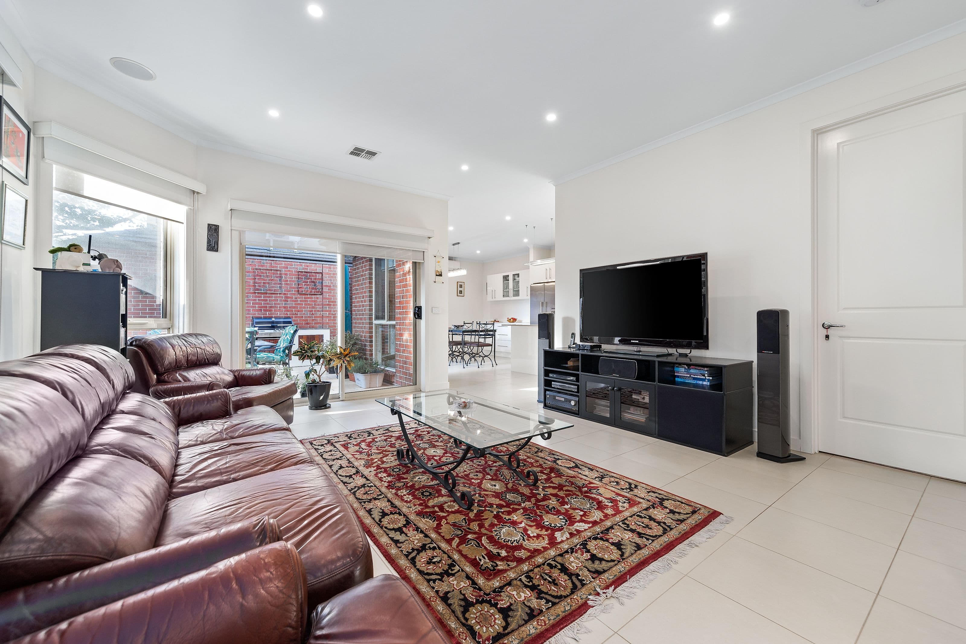 56 Josephine Avenue, Mount Waverley VIC 3149, Mount Waverley - Thumbnail 3