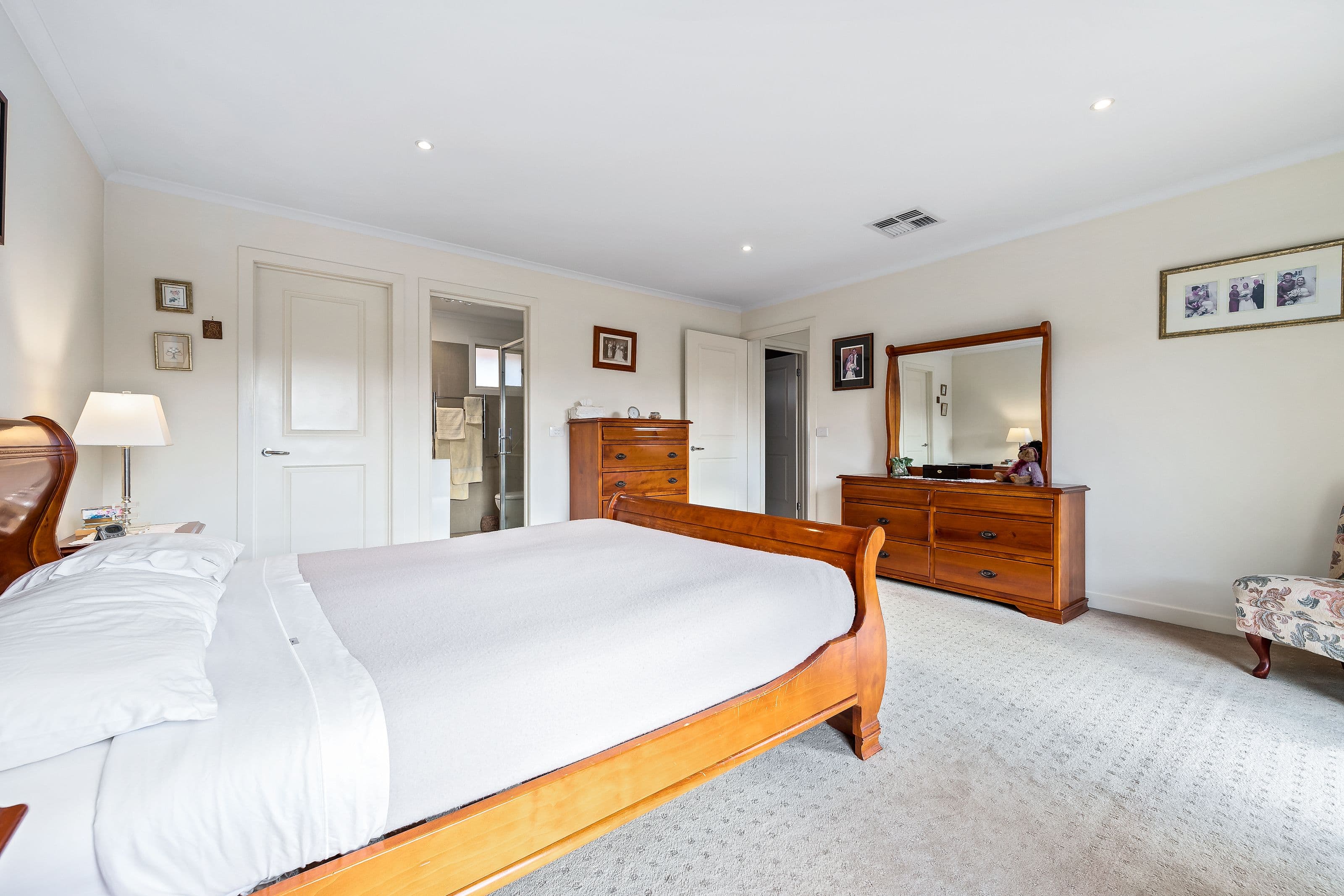 56 Josephine Avenue, Mount Waverley VIC 3149, Mount Waverley - Thumbnail 7