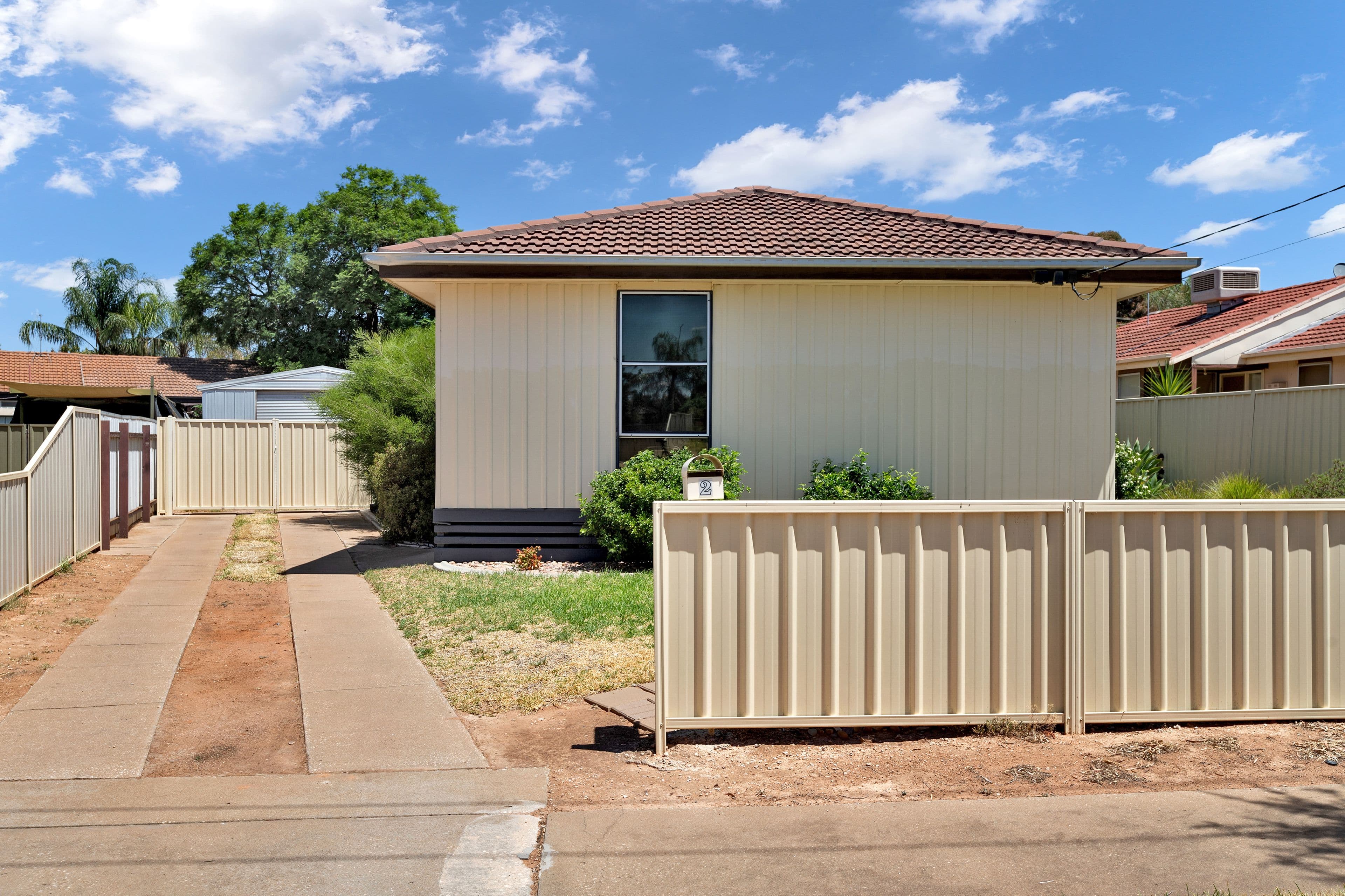 2 Ulmarra Place, Mildura VIC 3500, Mildura - Thumbnail 2