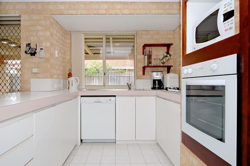28 Burton Ret, STRATTON WA 6056, Stratton - Thumbnail 2
