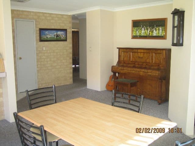 28 Burton Ret, STRATTON WA 6056, Stratton - Thumbnail 4