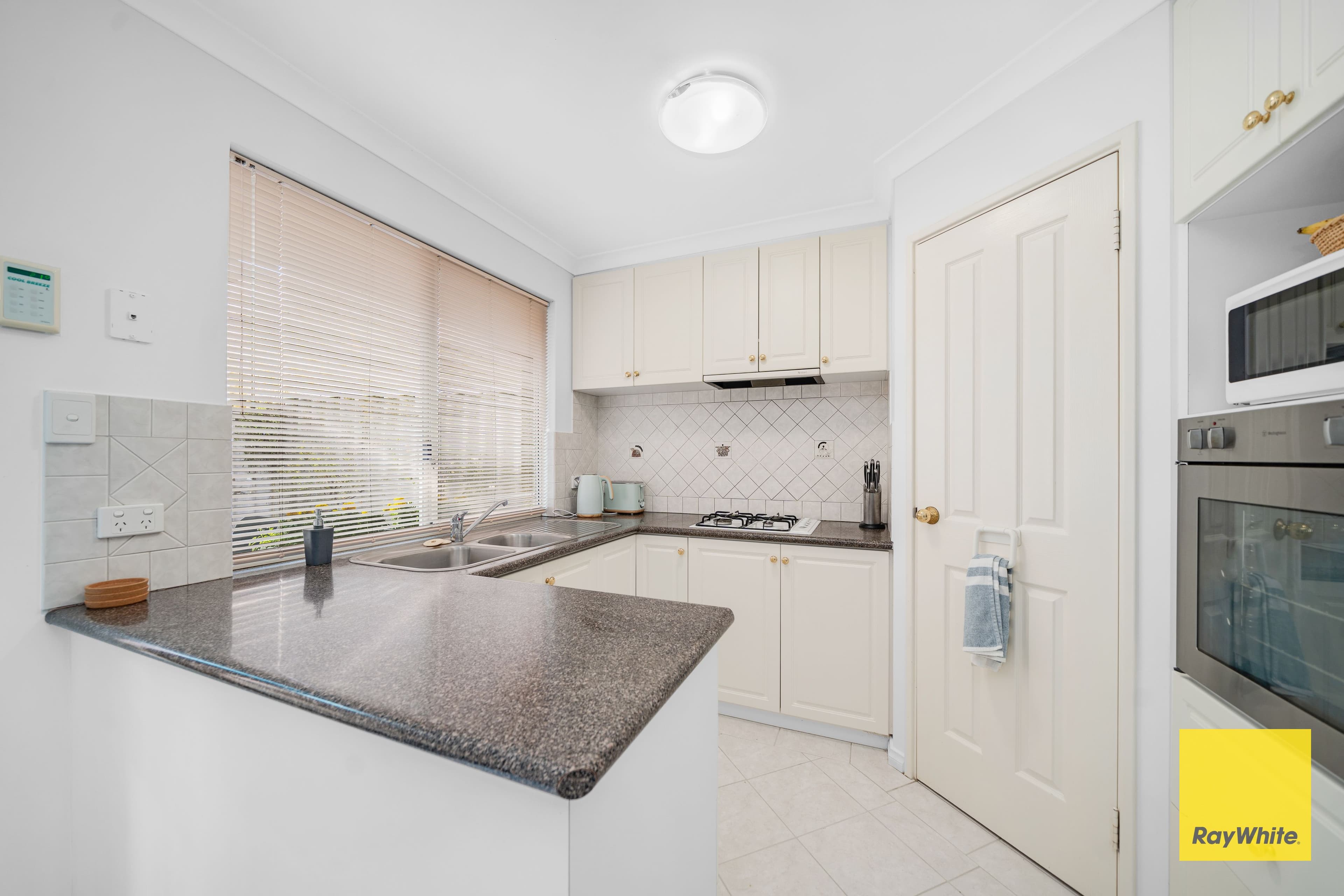 36 Newhaven Way, Nollamara WA 6061, Nollamara - Thumbnail 8