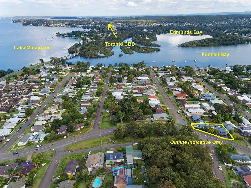 18 Macquarie Road, Fennell Bay NSW 2283, Fennell Bay - Image 1