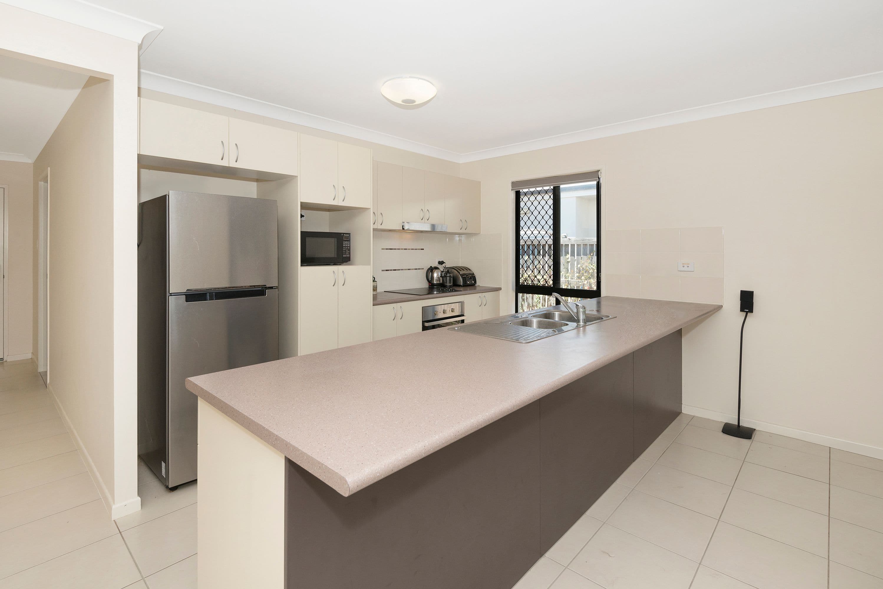 66 Ellsworth Drive, Mount Louisa QLD 4814, Mount Louisa - Thumbnail 3