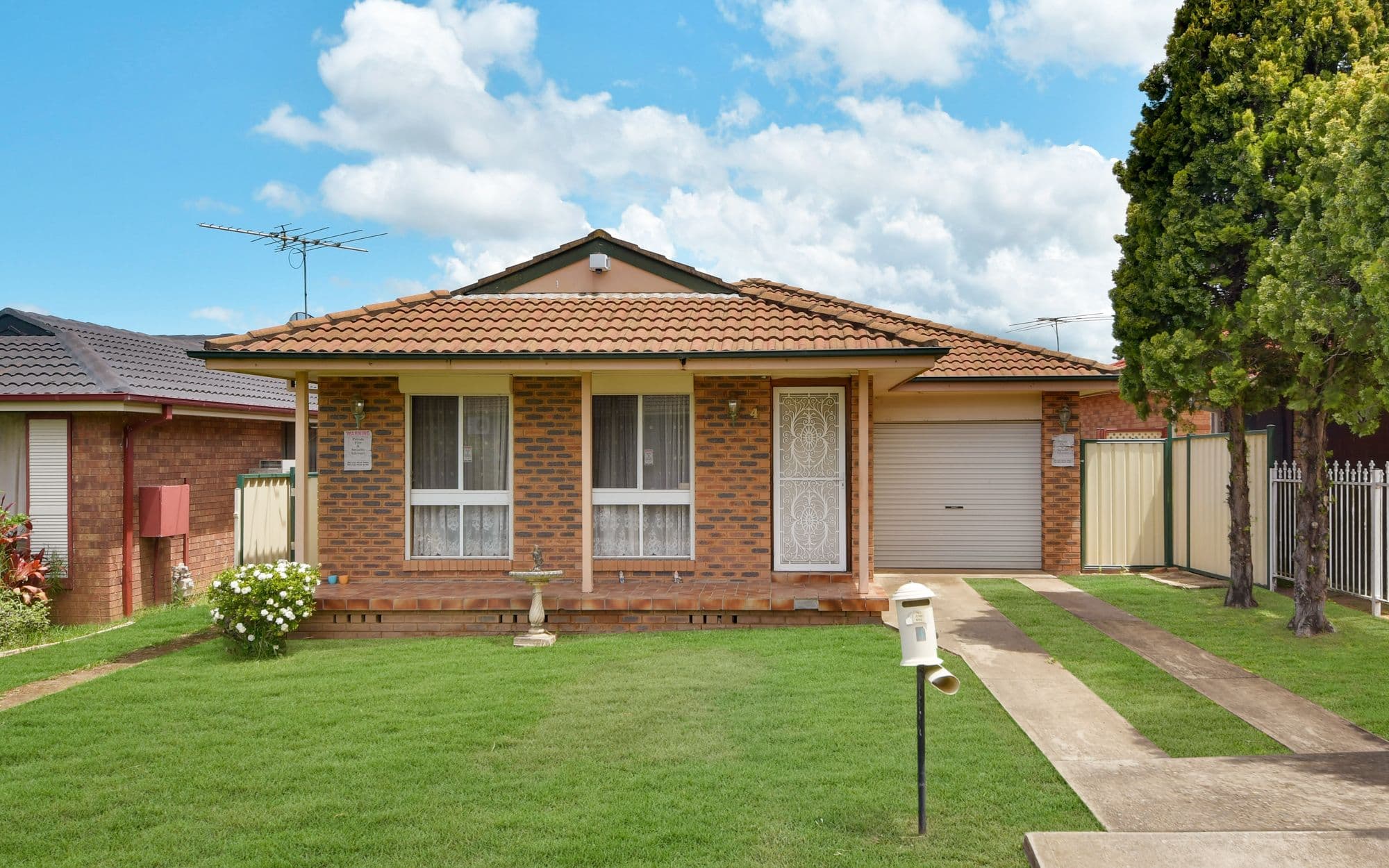 4 Day Place, Minto NSW 2566, Minto - Image 1