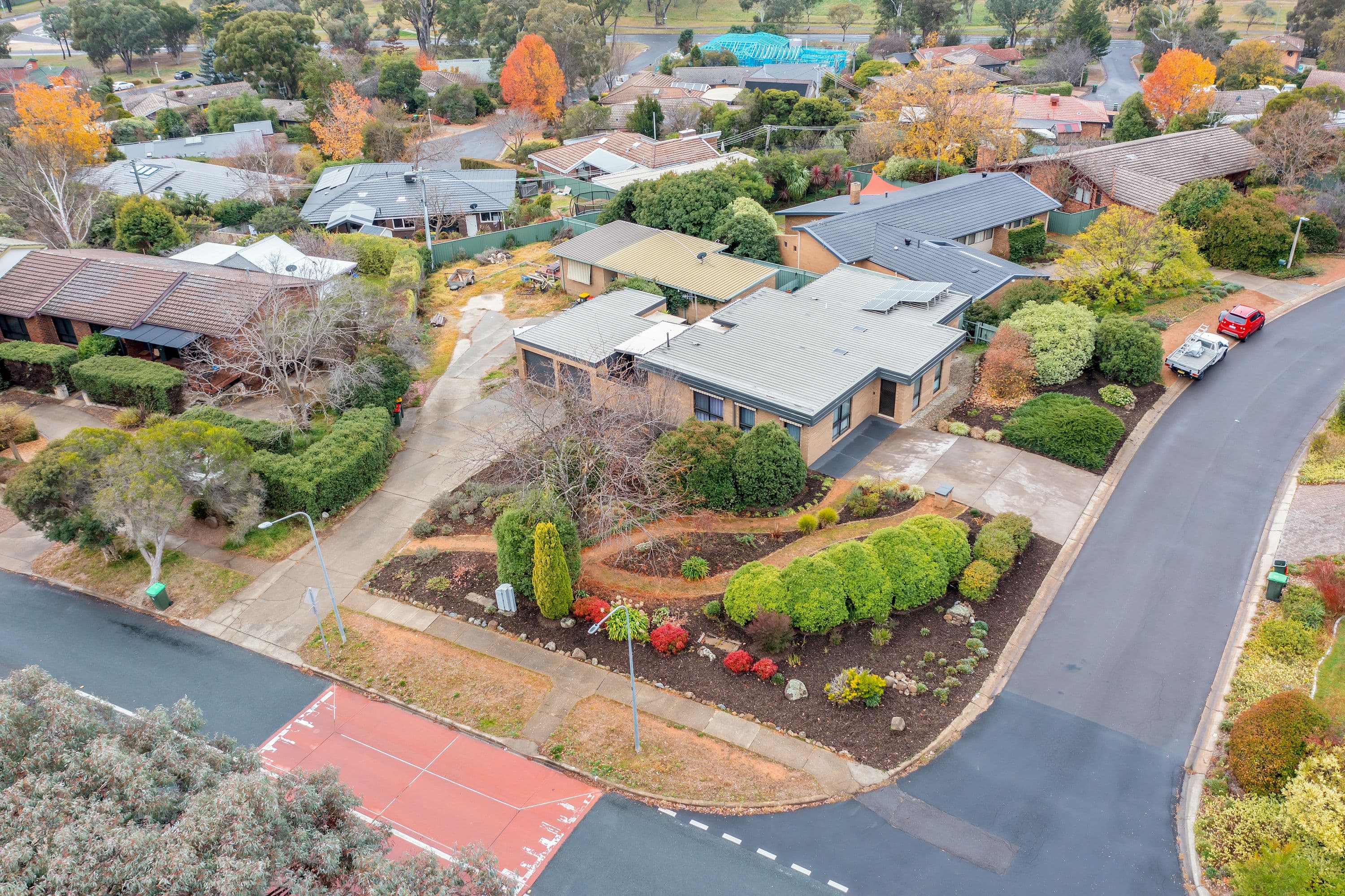 1 Sullivan Crescent, Wanniassa ACT 2903, Wanniassa - Thumbnail 2
