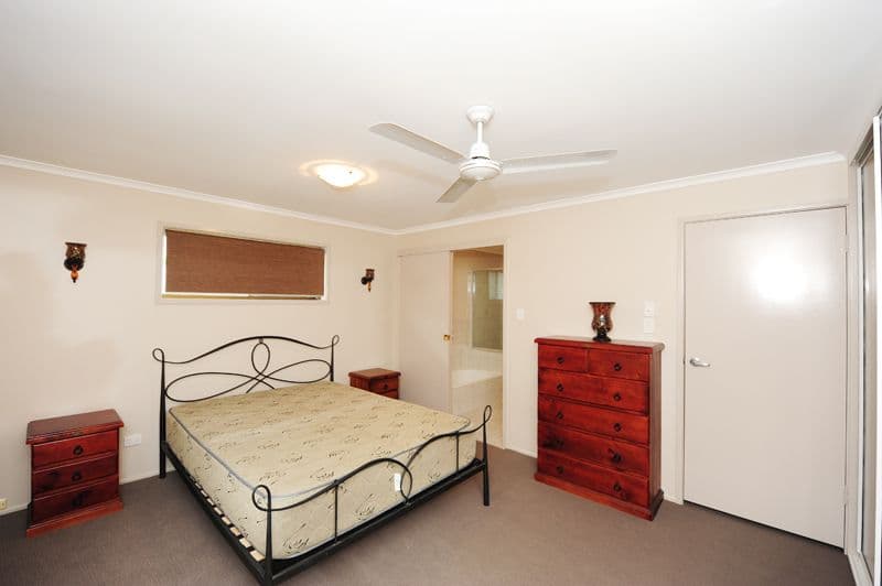 4 Dame Pattie Avenue, CLINTON QLD 4680, Clinton - Thumbnail 2