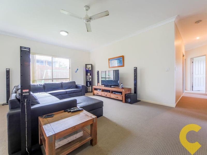27 Bluetail Crescent, Upper Coomera - Thumbnail 3