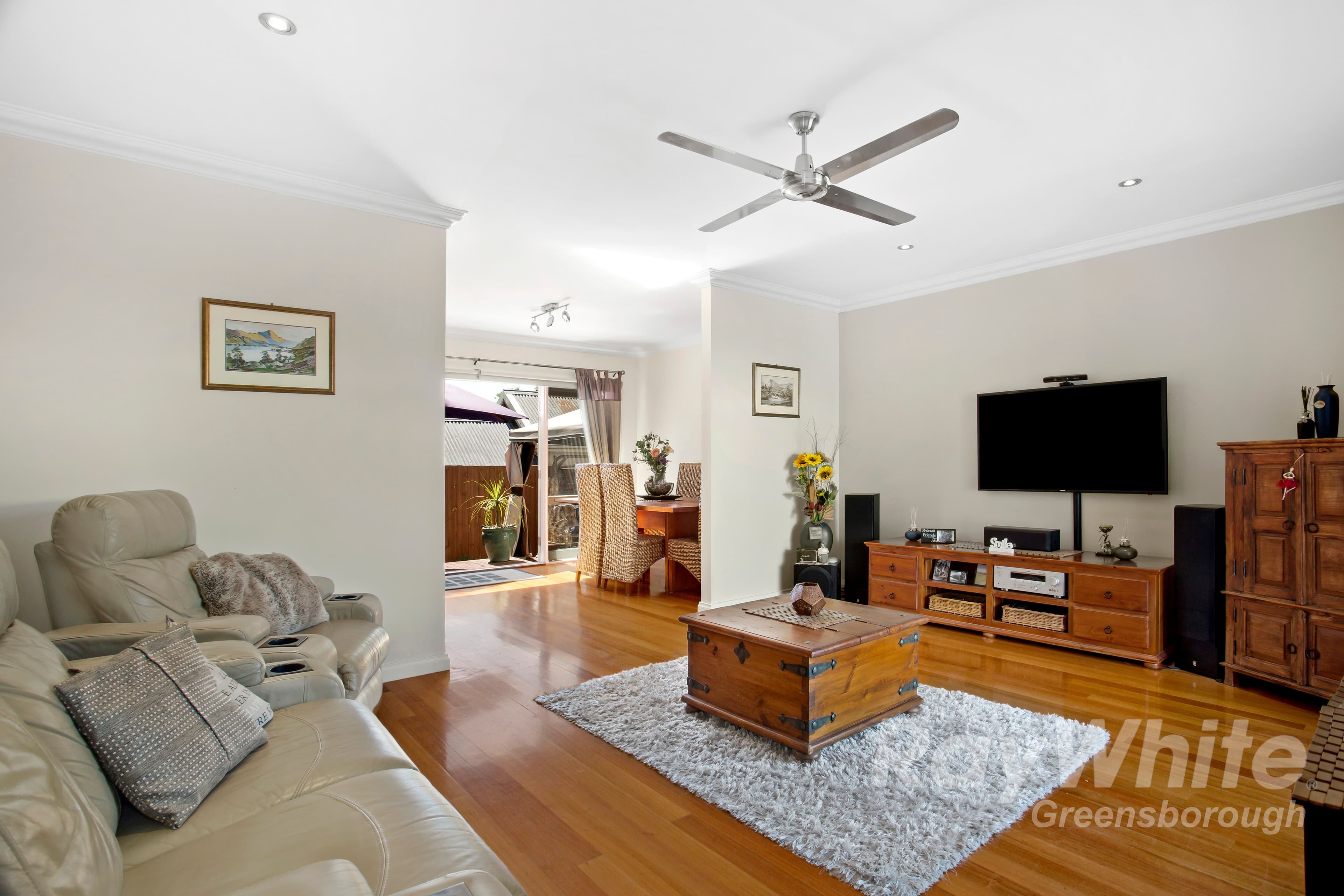 25 Parkview Avenue, Greensborough VIC 3088, Greensborough - Thumbnail 2