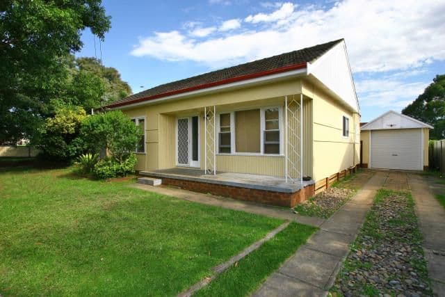 1 Bass Street, BARRACK HEIGHTS NSW 2528, Barrack Heights - Image 1
