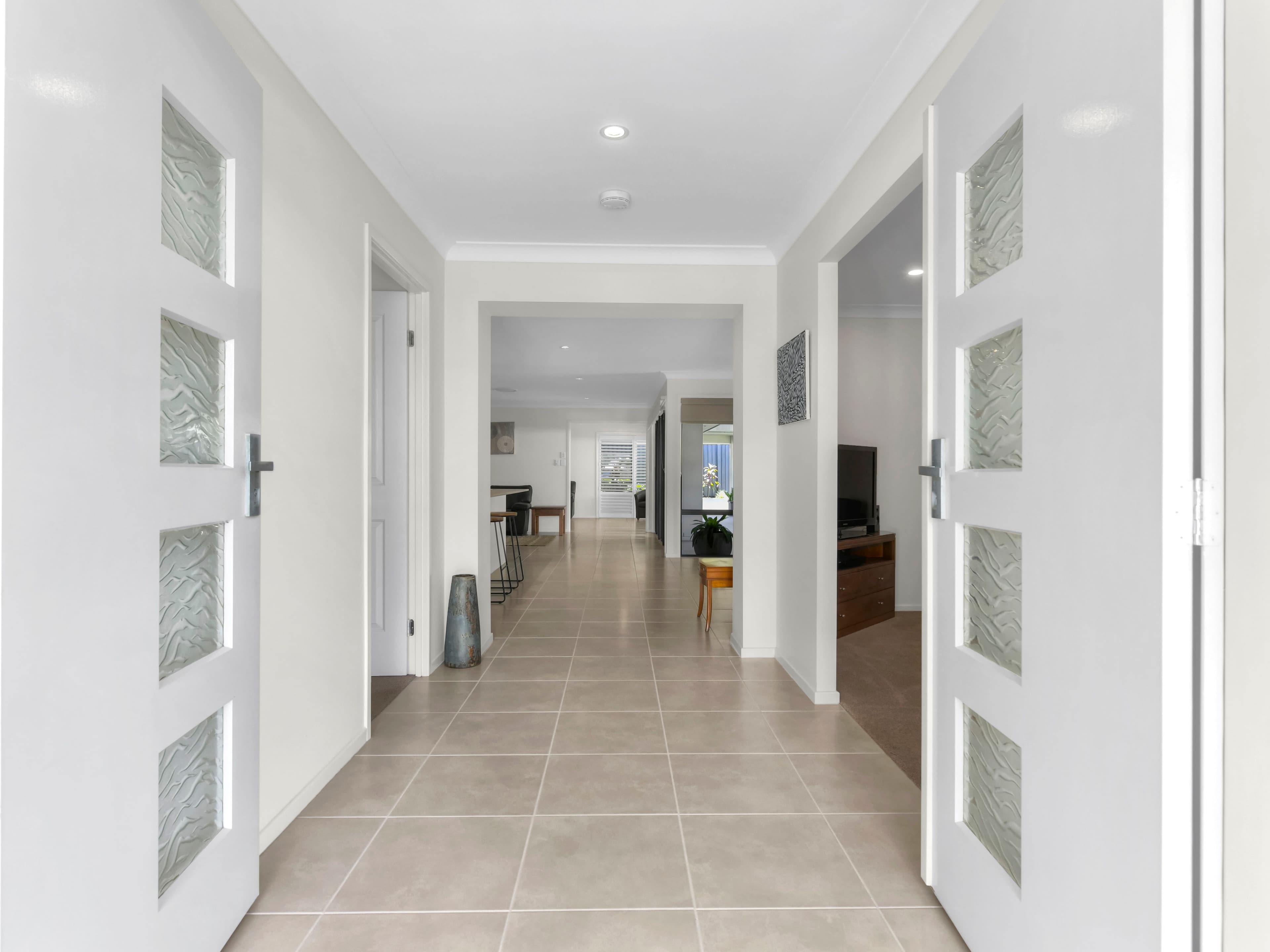 10 Silverbirch Place, Bridgeman Downs QLD 4035, Bridgeman Downs - Thumbnail 2