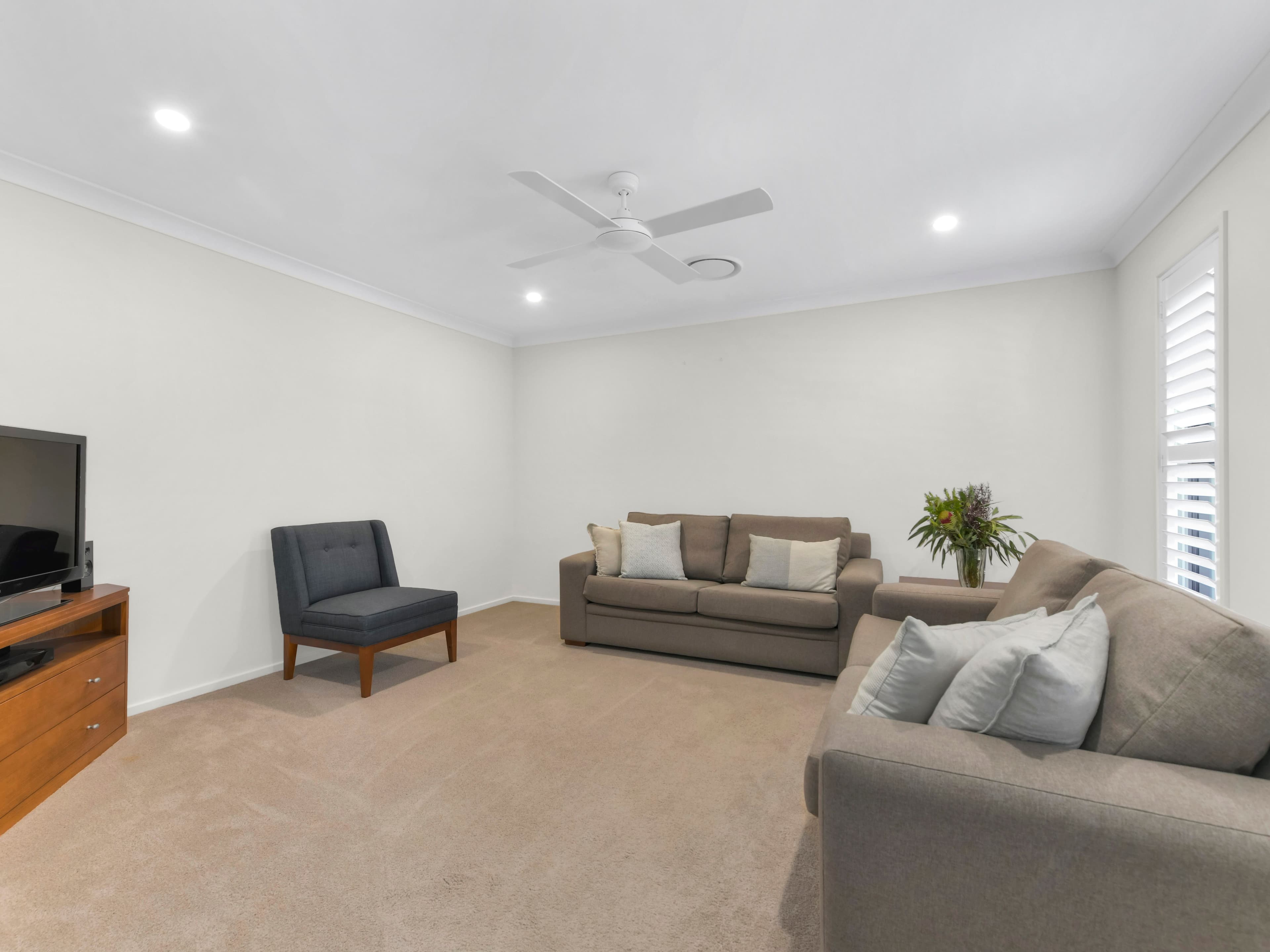 10 Silverbirch Place, Bridgeman Downs QLD 4035, Bridgeman Downs - Thumbnail 3