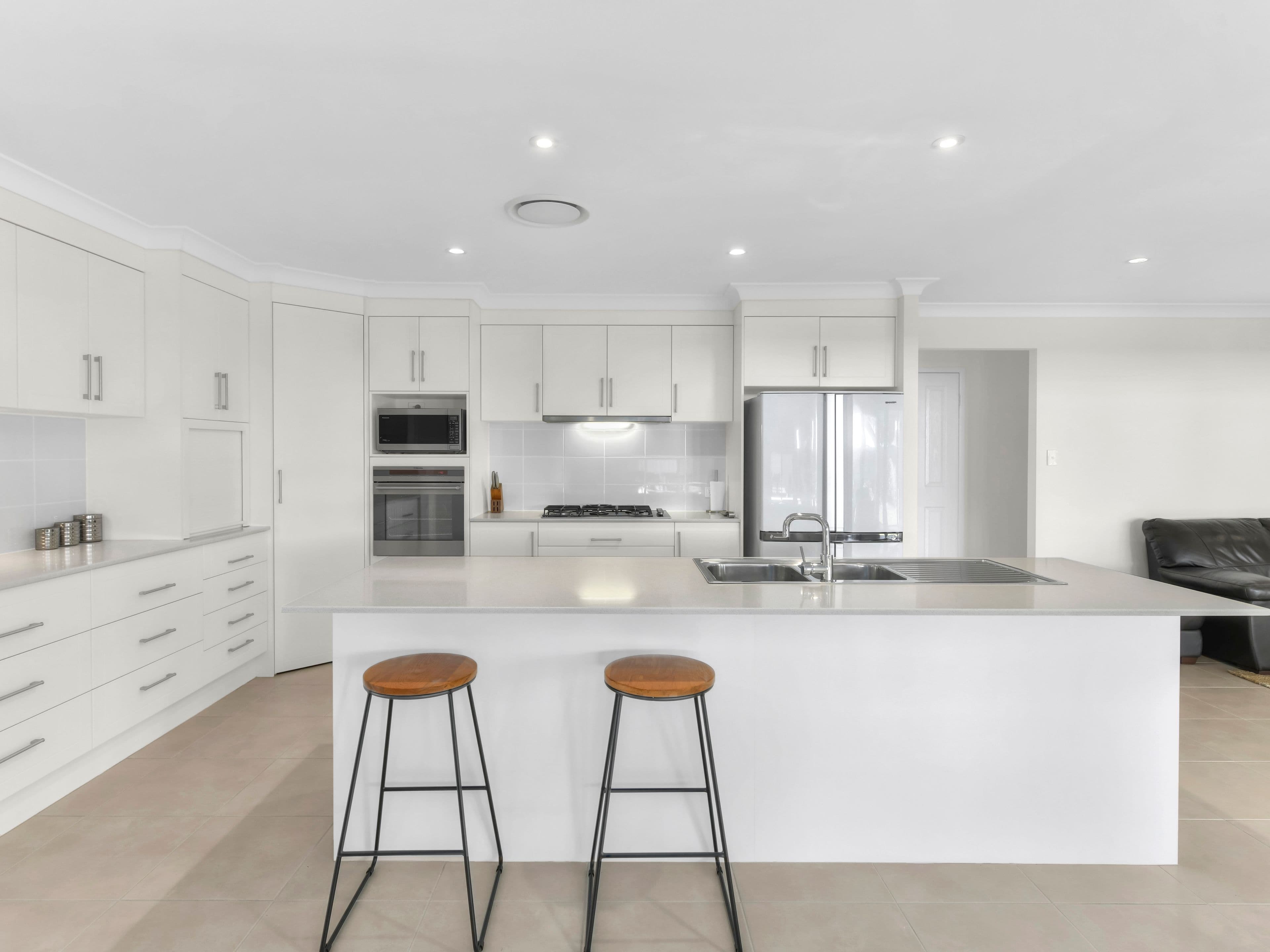 10 Silverbirch Place, Bridgeman Downs QLD 4035, Bridgeman Downs - Thumbnail 5