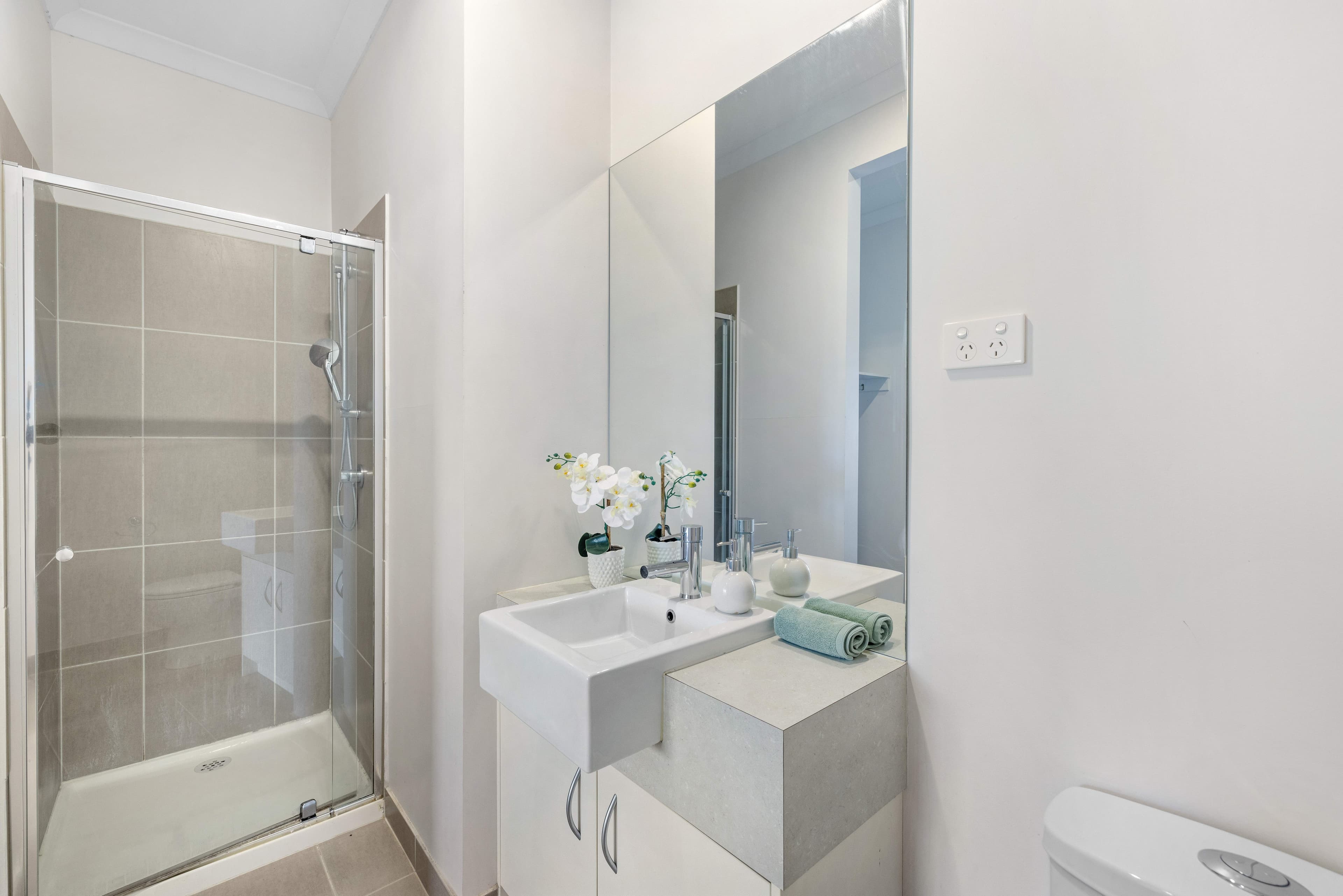 46 Pyrenees Road, Clyde VIC 3978, Clyde - Thumbnail 3