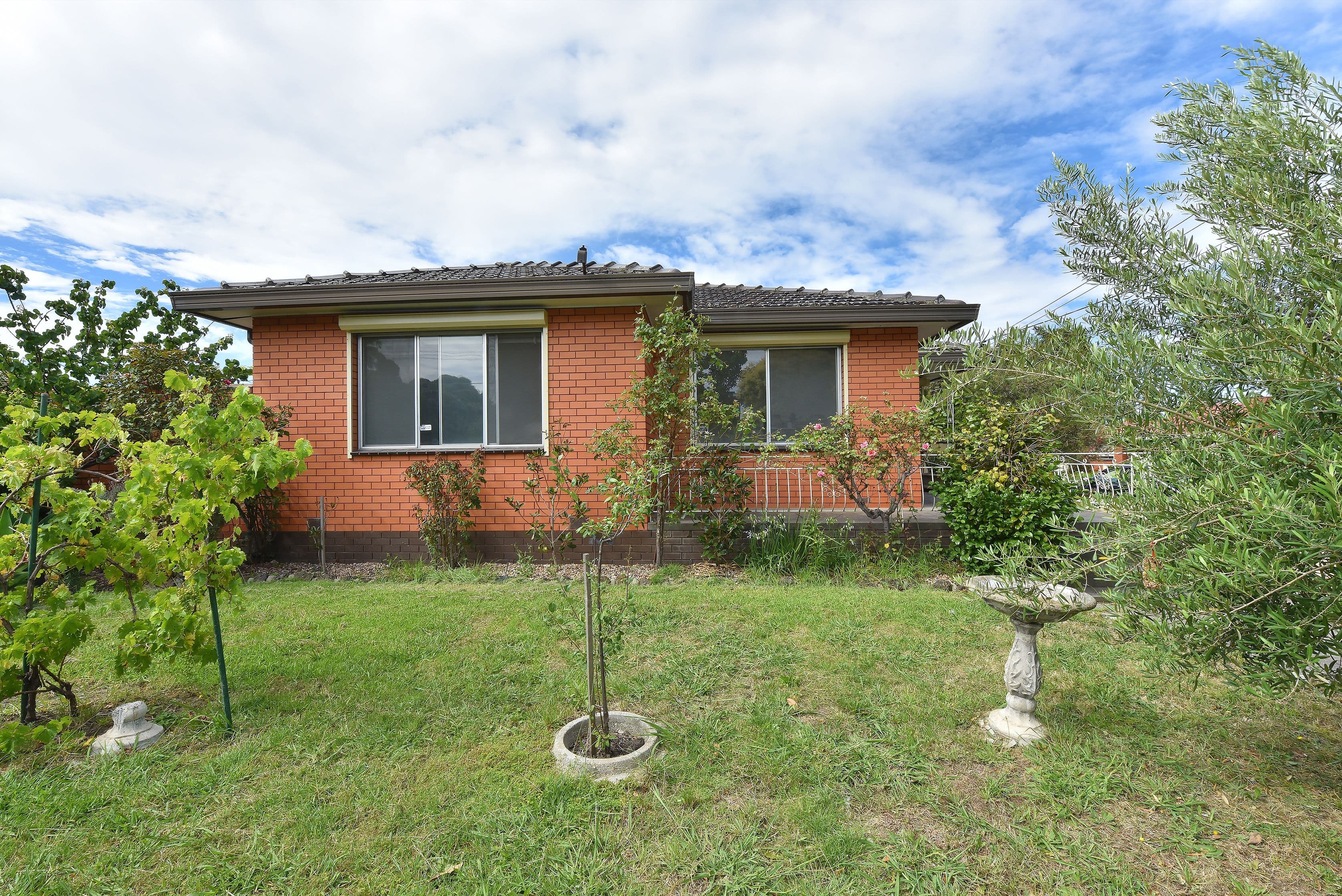 97 Main Street, Thomastown VIC 3074, Thomastown - Thumbnail 2