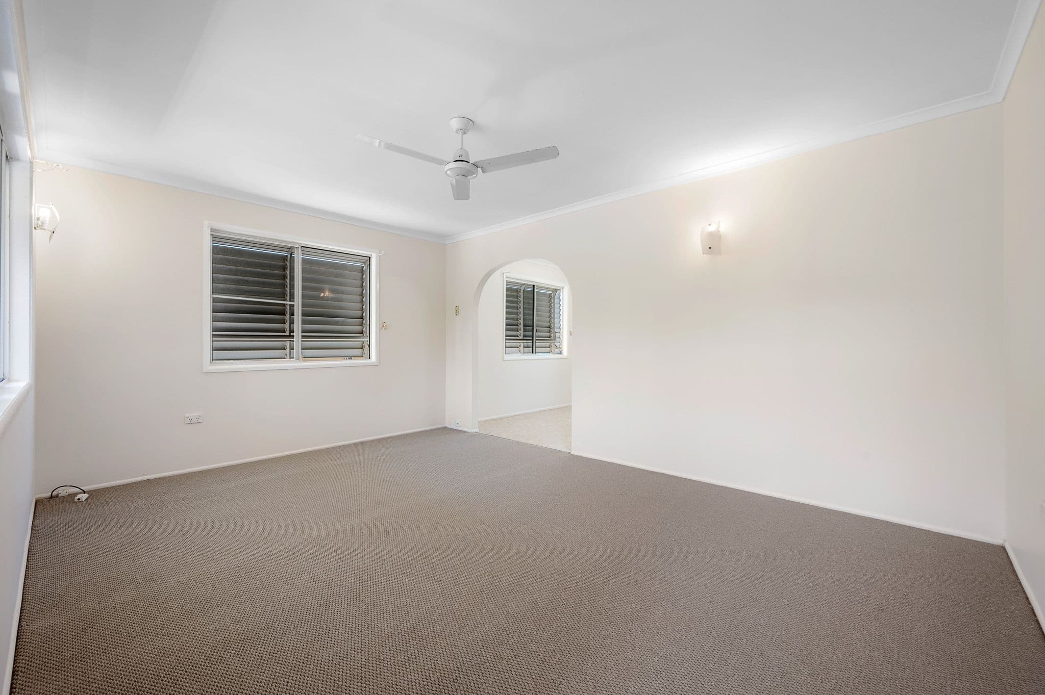 98 Elizabeth Street, South Gladstone QLD 4680, South Gladstone - Thumbnail 6