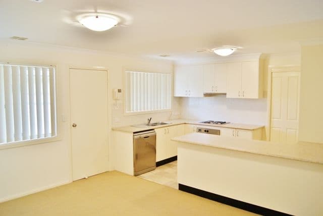9 Jimmy Noonan Close, YOUNG NSW 2594, Young - Thumbnail 2