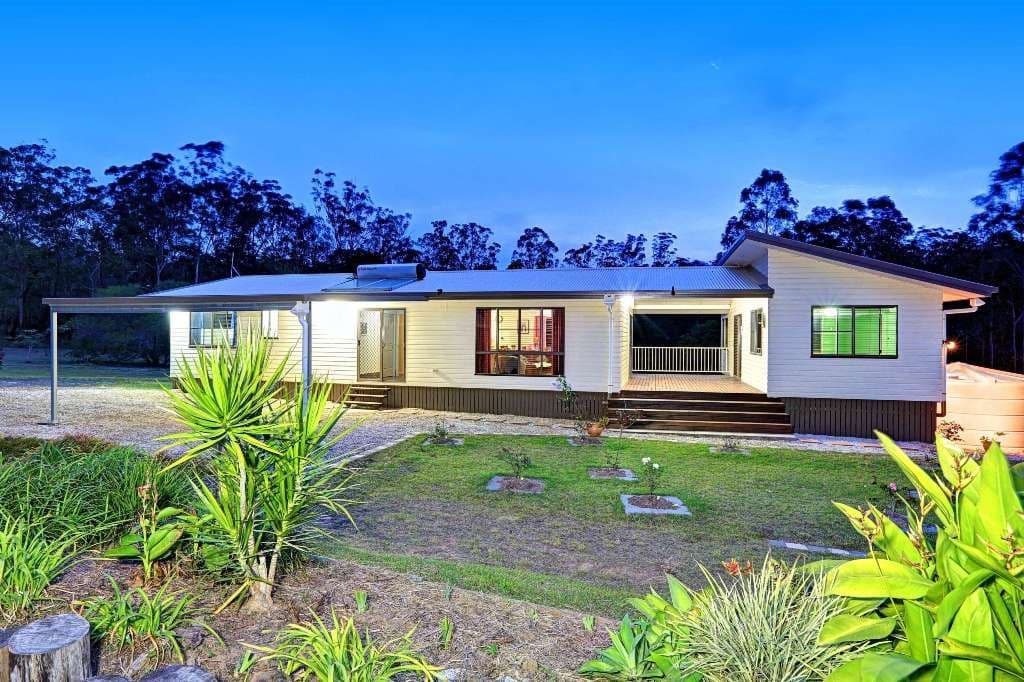 118 Pine Creek Road, PINE CREEK QLD 4670, Pine Creek - Thumbnail 2