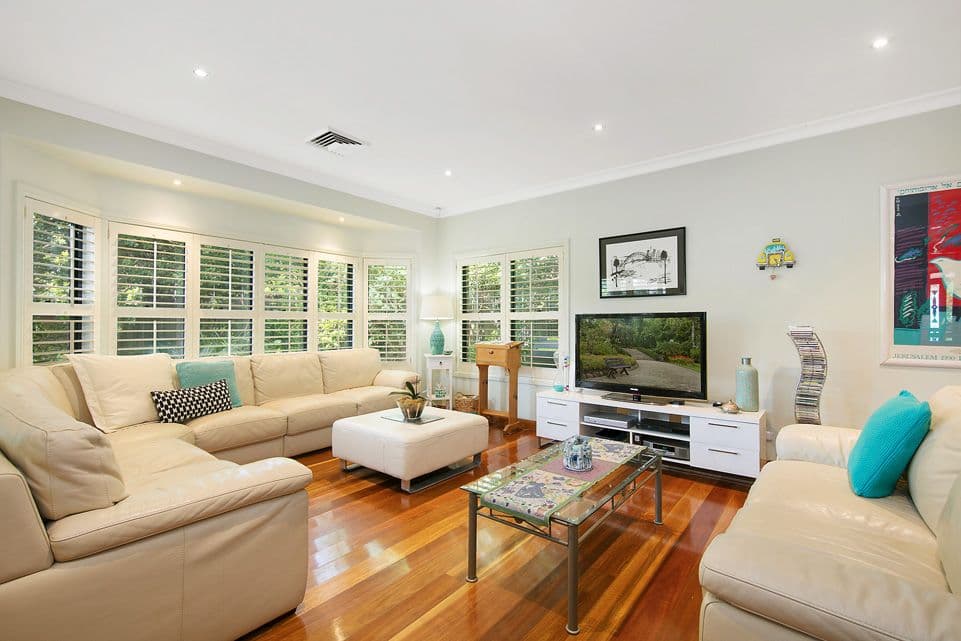 71 Alexandria Parade, Waitara - Thumbnail 3