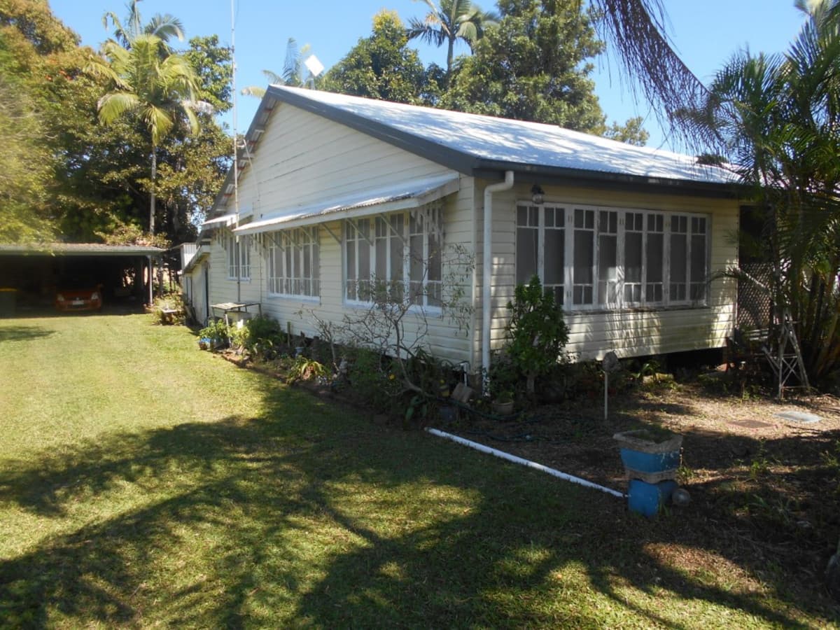 10 Anderssen Street, Halifax, QLD, Halifax - Image 1