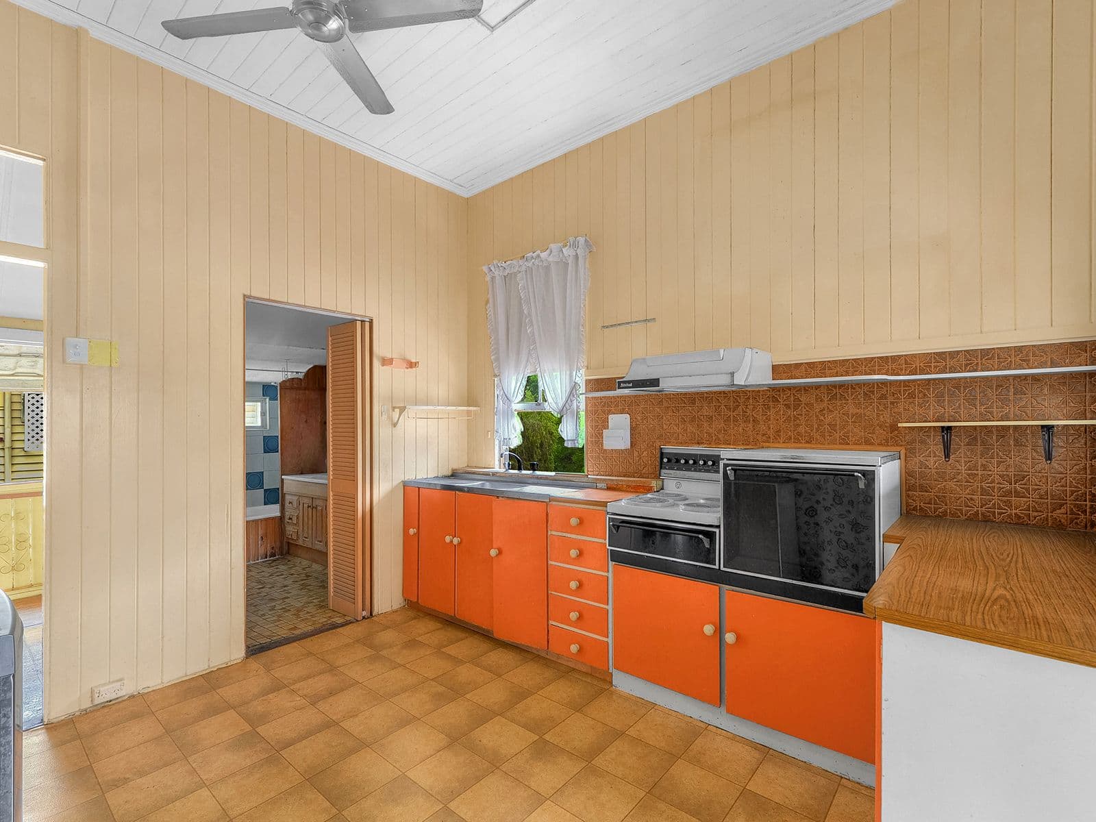 11 Marsh Street, Cannon Hill QLD 4170, Cannon Hill - Thumbnail 7