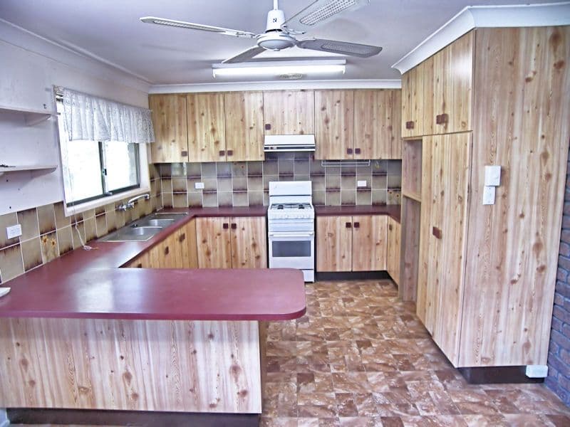10 Findlay Street, BURPENGARY QLD 4505, Burpengary - Thumbnail 4