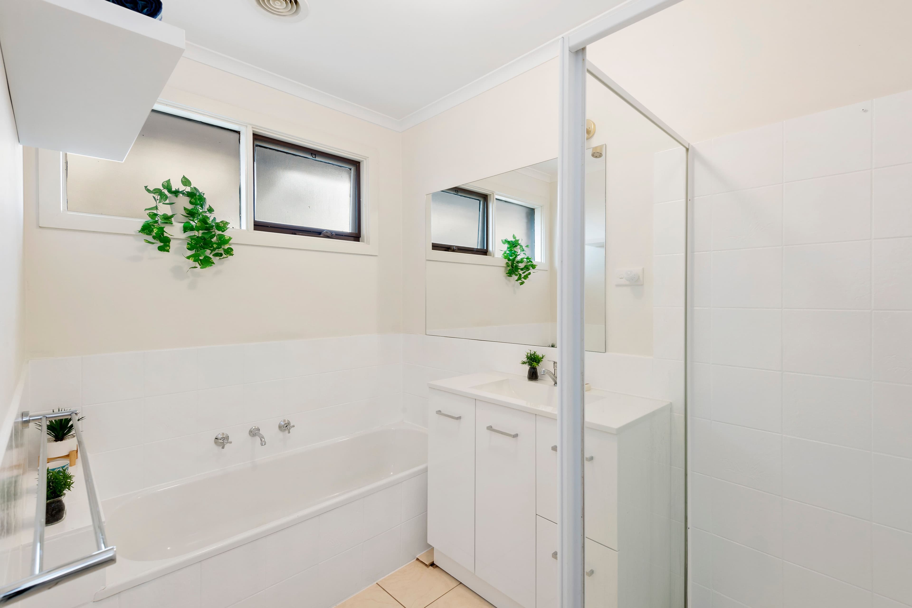 6 Kenmore Court, Frankston VIC 3199, Frankston - Thumbnail 8