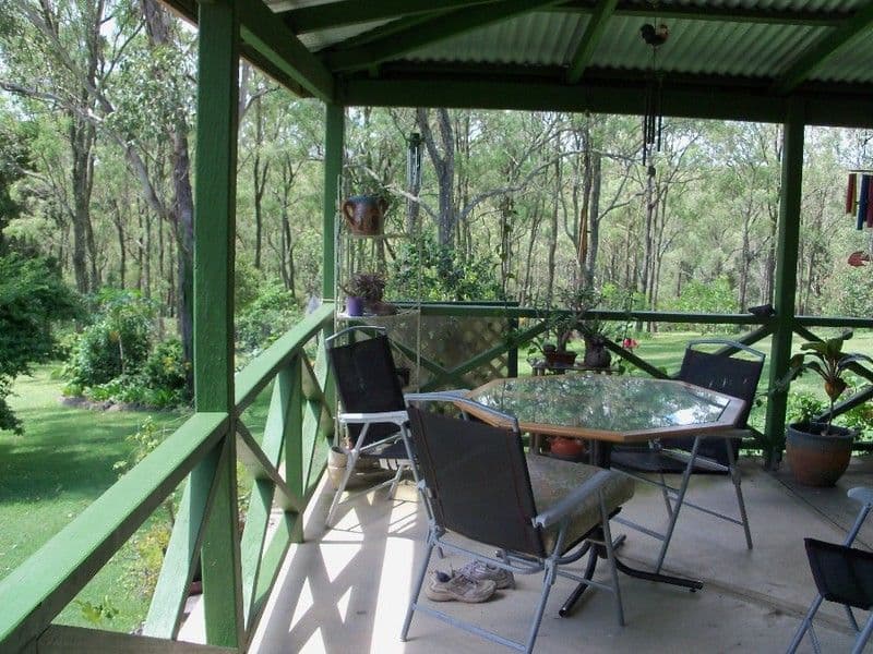 97 E Nanango Road, NANANGO QLD 4615, Nanango - Thumbnail 4