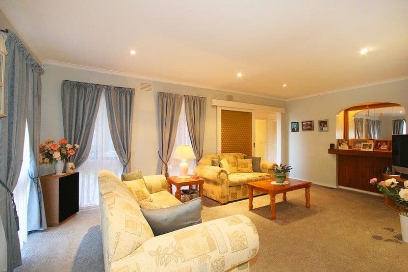 6 McGuigan Grove, Ferntree Gully VIC 3156, Ferntree Gully - Thumbnail 5