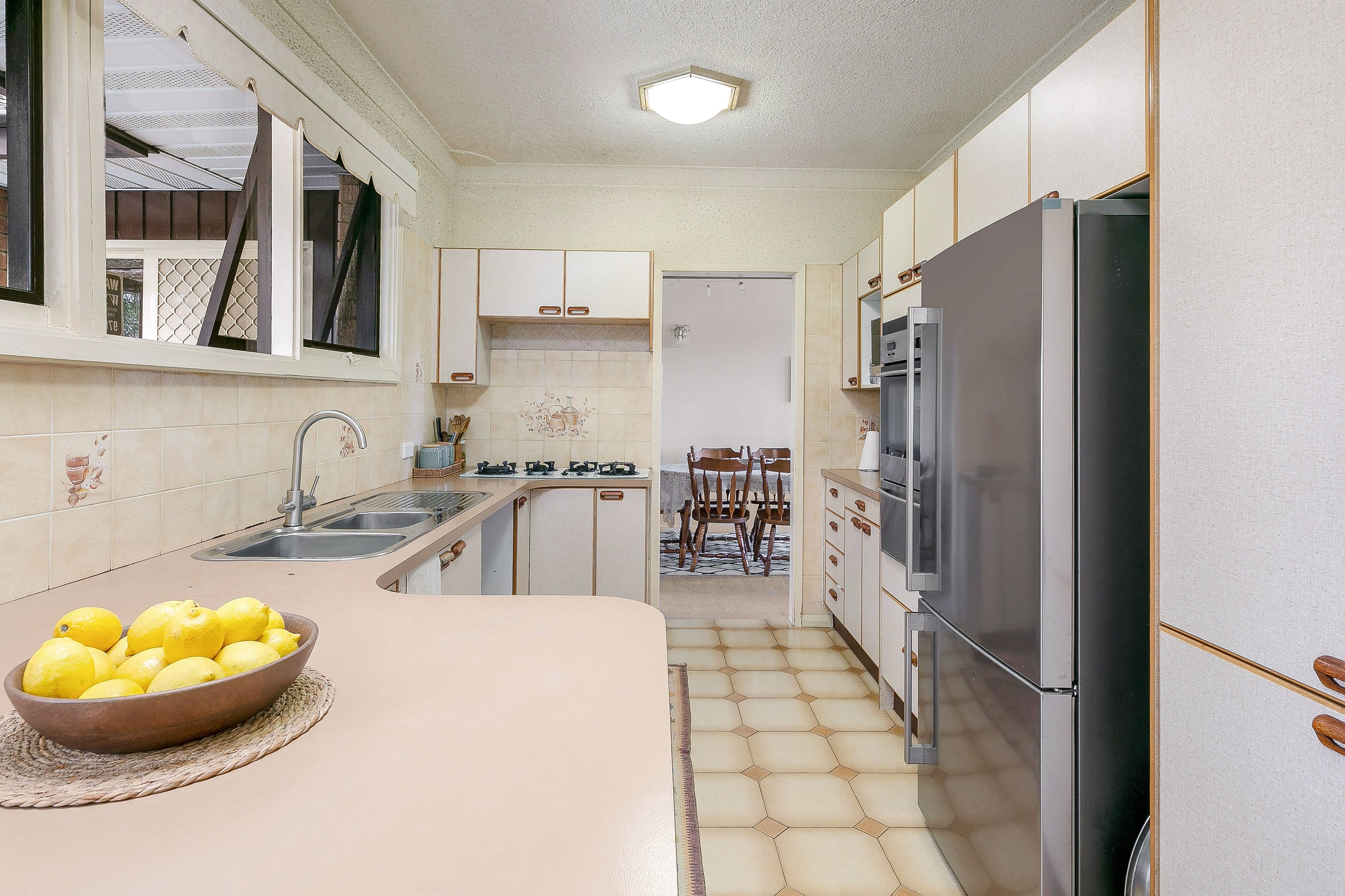 34 Kurrajong Avenue, Georges Hall NSW 2198, Georges Hall - Thumbnail 3