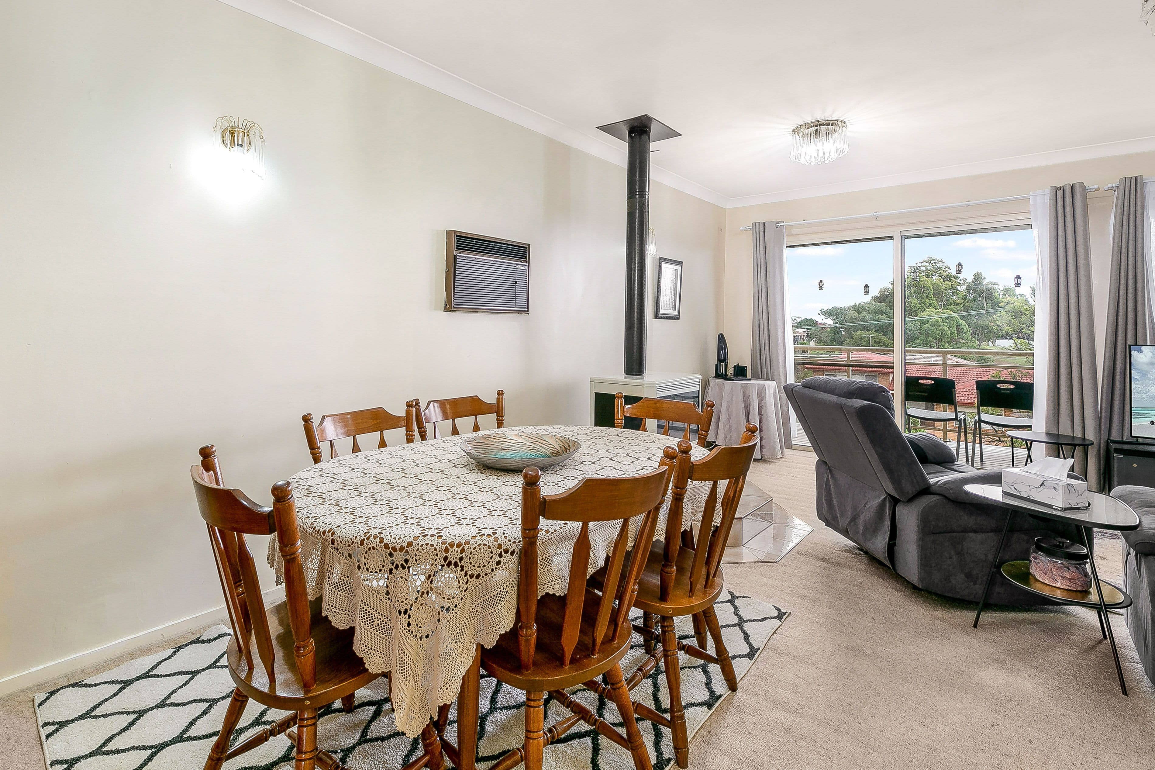 34 Kurrajong Avenue, Georges Hall NSW 2198, Georges Hall - Thumbnail 4