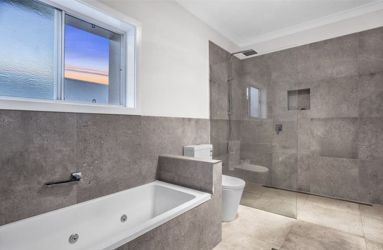89 Harold Street, Stafford QLD 4053, Stafford - Thumbnail 3