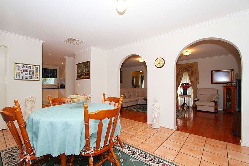 3 Gloaming Court, MILL PARK VIC 3082, Mill Park - Thumbnail 5