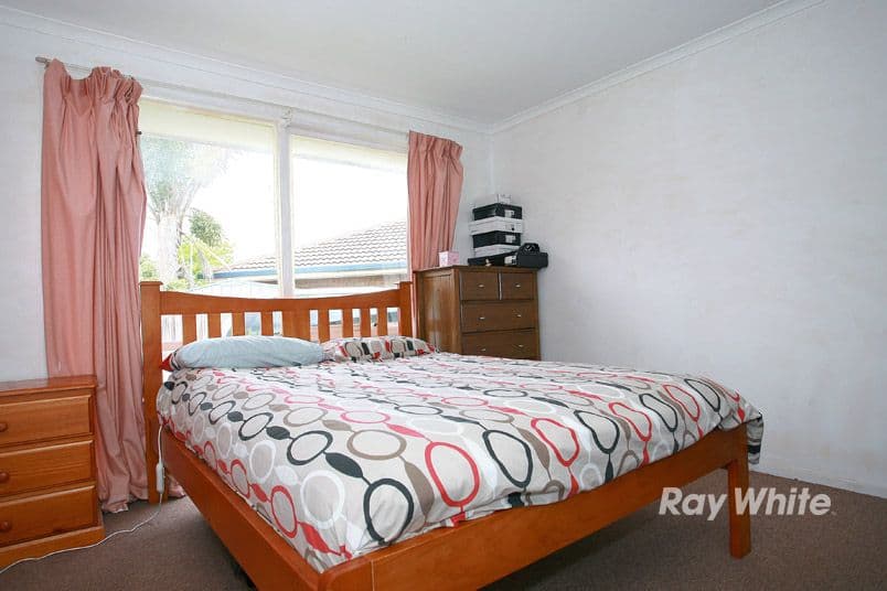 92 Gipps Crescent, CRANBOURNE NORTH VIC 3977, Cranbourne North - Thumbnail 3