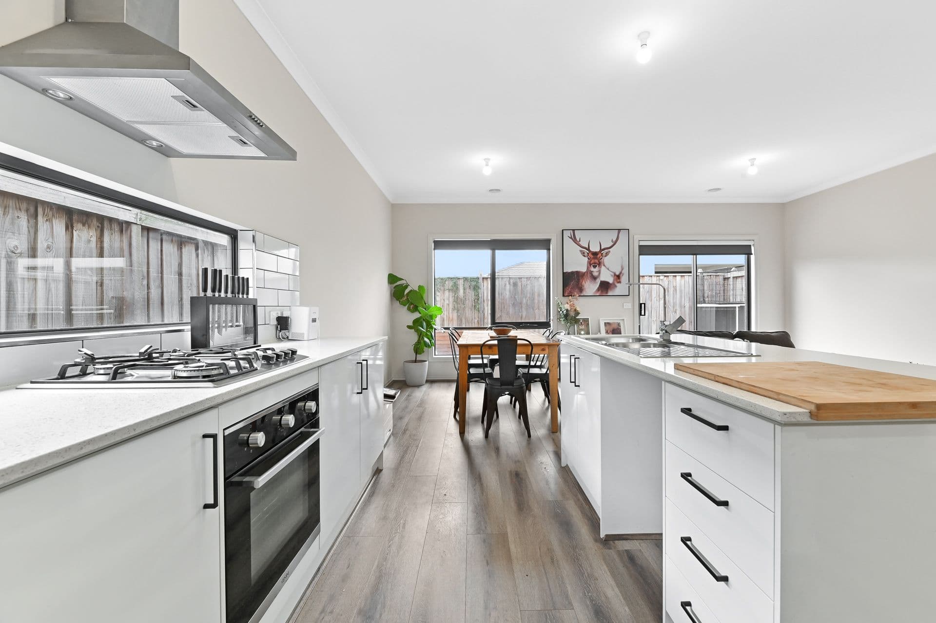 16 Copper Beech Road, Beaconsfield VIC 3807, Beaconsfield - Thumbnail 2